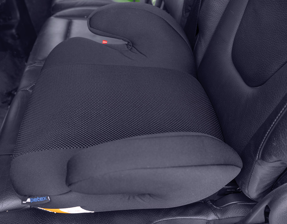 Max Plus schwarz | Kindersitzerhöhungen PETEX PETEX | vom direkt Onlineshop Hersteller junior Autozubehör | 