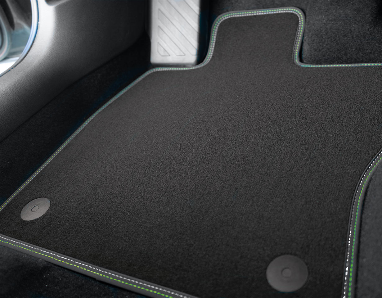 Autoteppich 4-teilig Jupiter blau/silber (B194)
Alfa Romeo Mito ab 09/2008